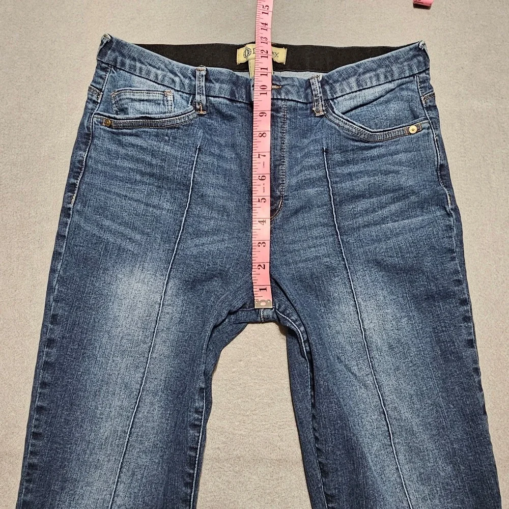 Democracy Ab Solution Jeans Sz 12 Blue Medium Wash Front Seam Slit Ankle Hem